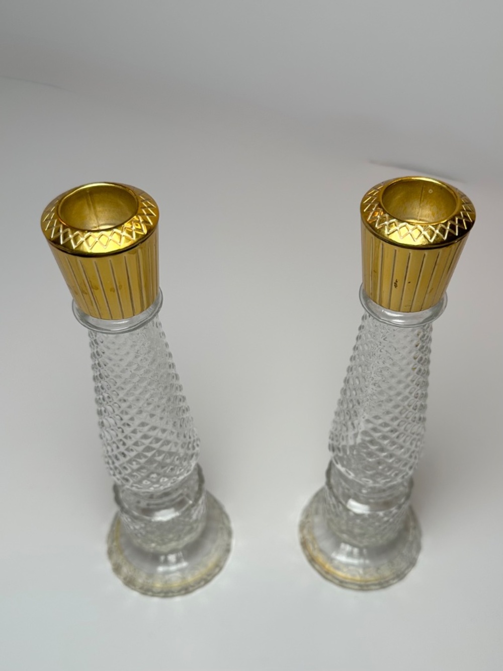 ✨2 for $35✨ Vintage Avon Crystallite Decanter Candlestick Holder Set of 2 1970s - Picture 3 of 3